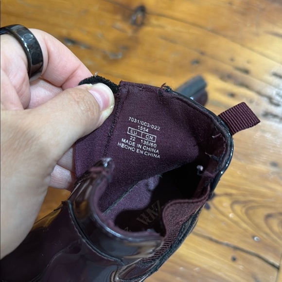 Zara Purple Chelsea Boots with Elastic Panels and Chunky Soles Toddler Size 6 - Picture 9 of 10